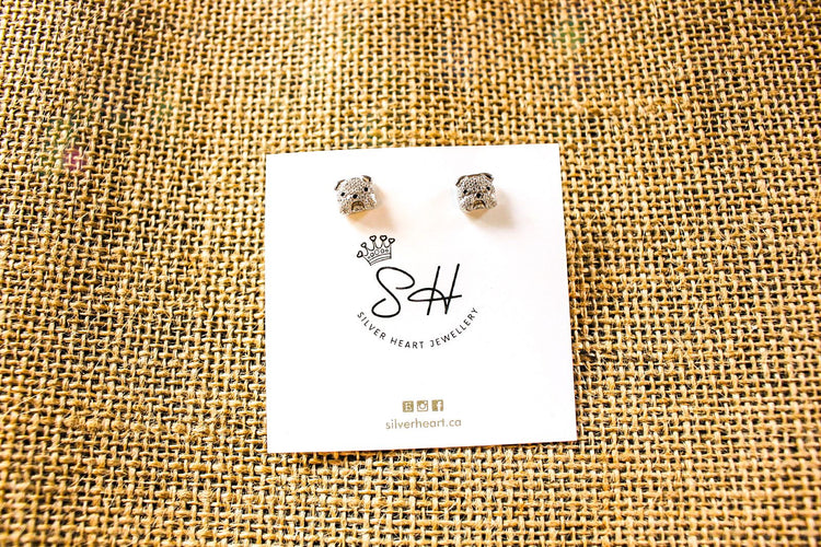 Bulldog Earring ♡