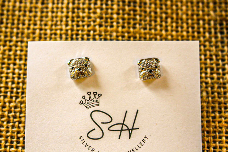 Bulldog Earring ♡